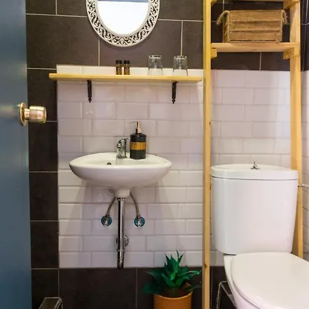 Alojamento de Acomodação e Pequeno-almoço Mascot Garden