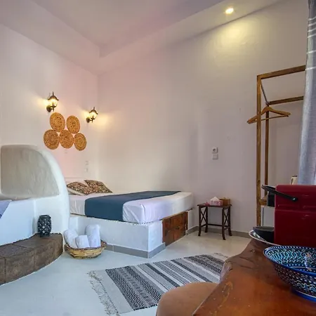 Mascot Garden Alojamento de Acomodação e Pequeno-almoço Rhodes City