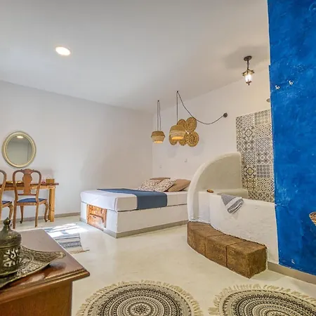 Mascot Garden Alojamento de Acomodação e Pequeno-almoço Rhodes City