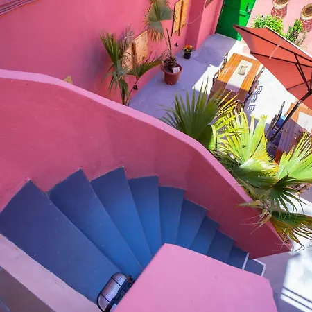 Mascot Garden Alojamento de Acomodação e Pequeno-almoço 3*