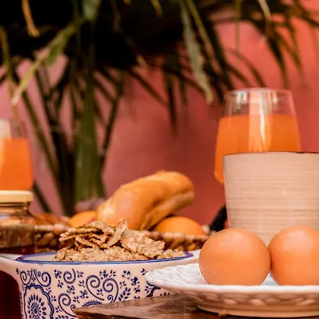 Mascot Garden Bed & Breakfast