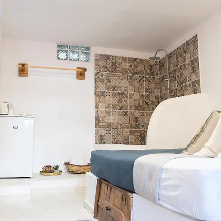 Mascot Garden Bed and Breakfast 3*