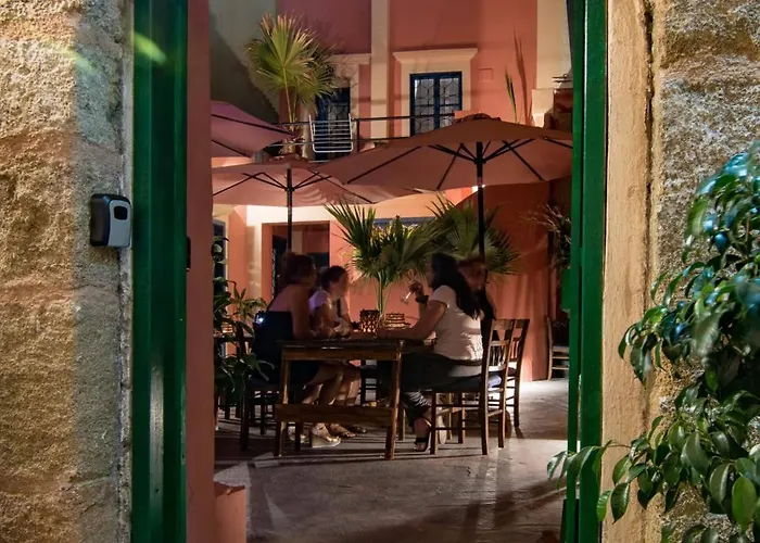 Mascot Garden Frühstückspension