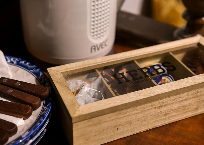 Bed & Breakfast Mascot Garden 3*